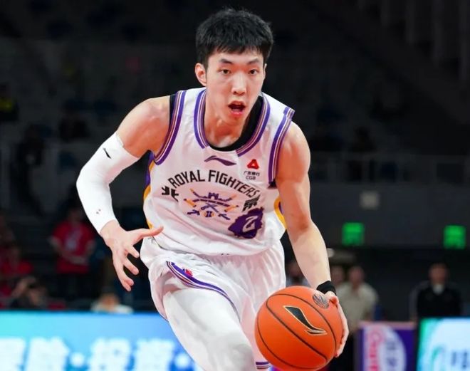 国手对决！廖三宁25+7+5绝杀完胜胡明轩 关键3连击送广东首次连败