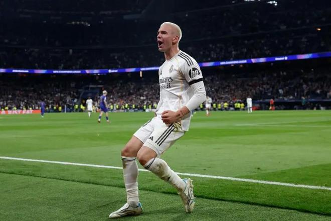 马卡：整个1月马斯坦托诺逆势成长，皇马冬窗留住他无比正确