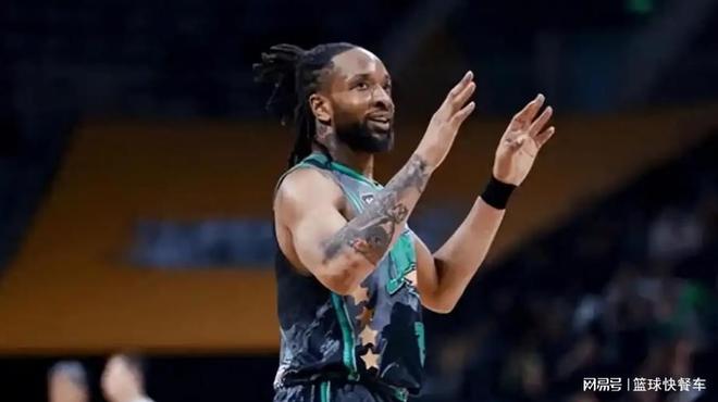 CBA积分榜最新排名！上海逆袭广东杀回第2：辽篮被联手踢到第12