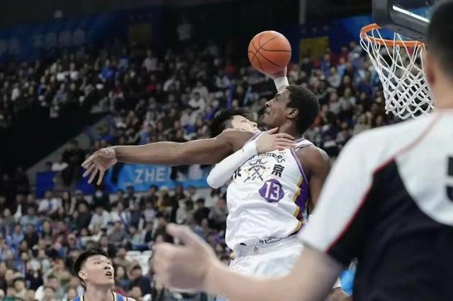 CBA｜许利民：赵睿、曾凡博都没有痊愈被迫复出