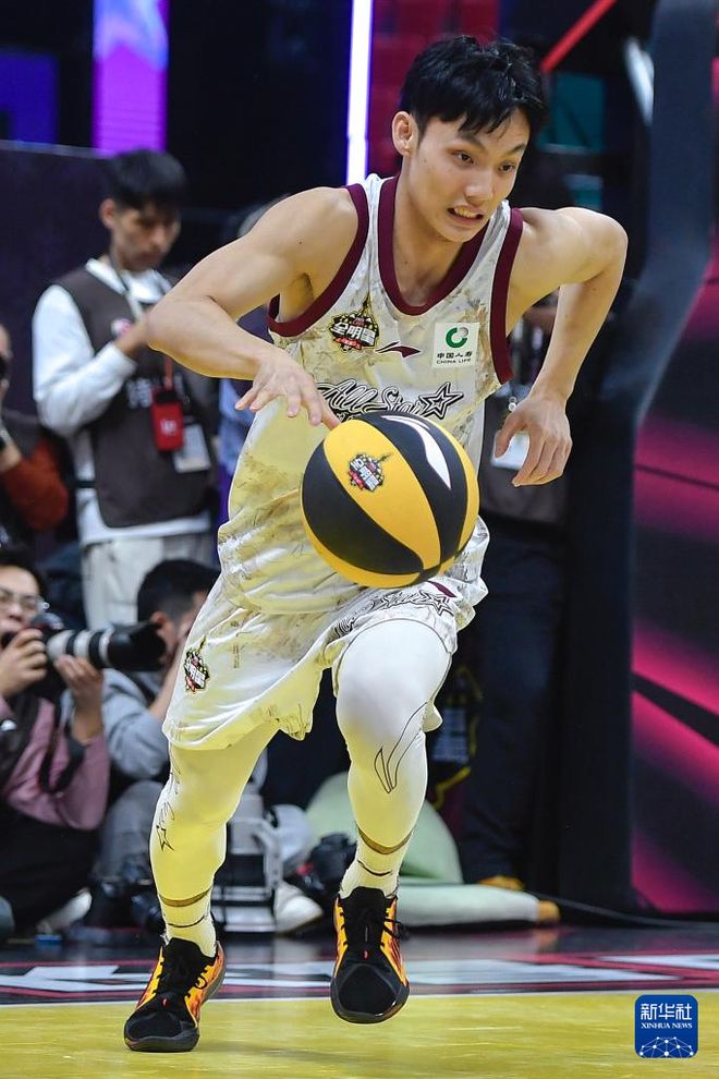 CBA全明星首发票选结果：徐杰、赵睿领衔票王，山东无人入选