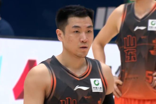 山东男篮双杀宁波，高诗岩单节暴走制造逆转，小将王证斩获11分