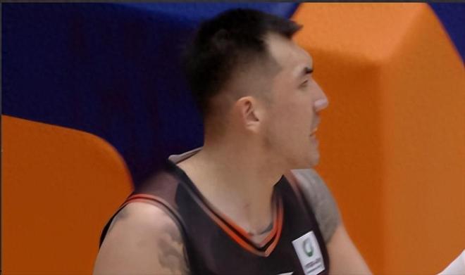 CBA一夜！2夺冠热门爆冷1队19连败郭艾伦爆发辽宁队惨败附积分榜