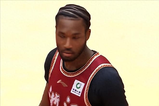 85-82逆转爆冷，CBA劲旅掀翻夺冠大热门，终结3连败，11记三分