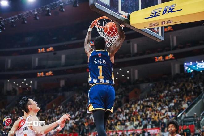 下半场反扑未果，广东主场不敌上海