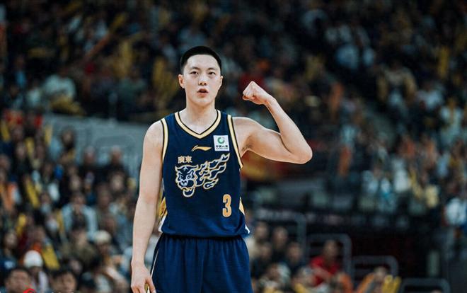 郭士强看不上！抗韩英雄无缘国家队，被广厦后辈超过，比高诗岩强