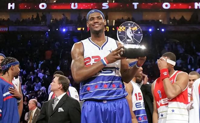 生涯至今，詹姆斯21次全明星首发！库里、字母10次，哈登和KD呢？