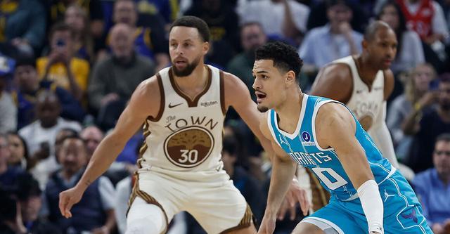 库里14+5克努佩尔24+11 勇士轻取黄蜂3连胜