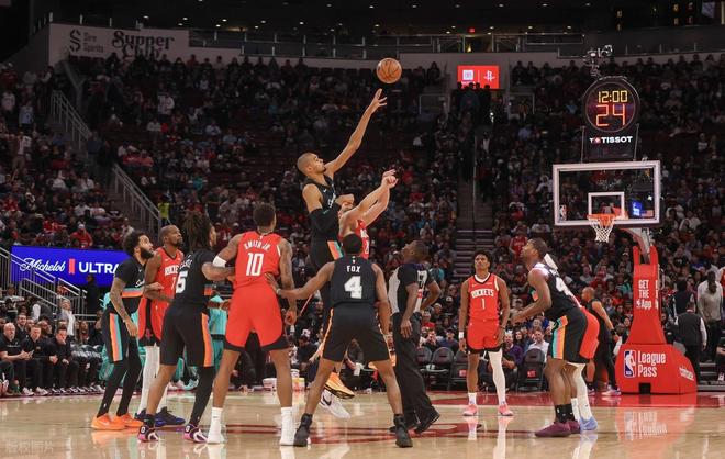 惊天大逆转！火箭双探花末节救主！申京力压文班亚马，杜兰特拉胯