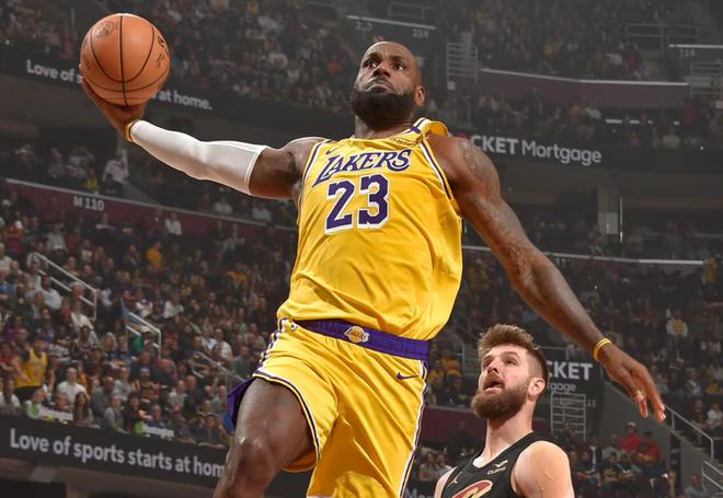 詹姆斯：说不准明年是否继续所以更珍惜当下；从没想过告别巡演的事