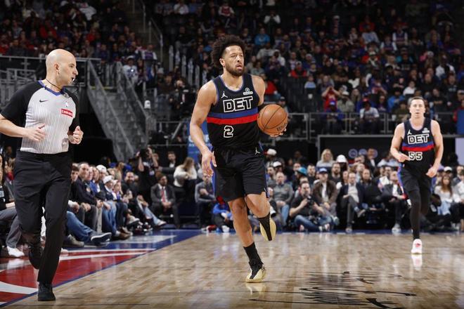 保住聯(lián)盟第一！活塞加時險勝無哈登騎士 杜倫33+16三人6犯