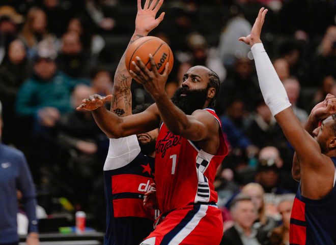 哈登20罚轰36分，快船惊险击败奇才！真艰难，快船需尽快交易补强