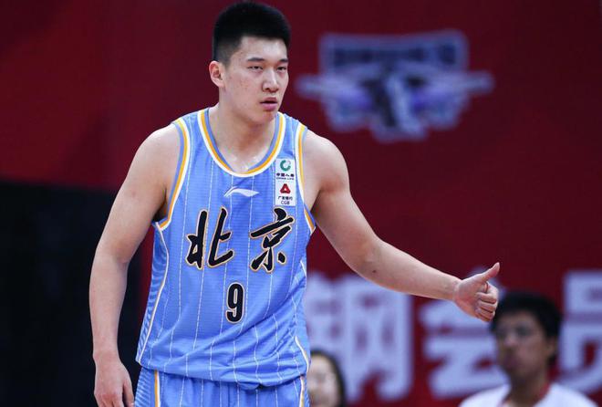 曾凡博缺席！北京全运男篮3核心确定，翟晓川换位置，凑齐6大内线