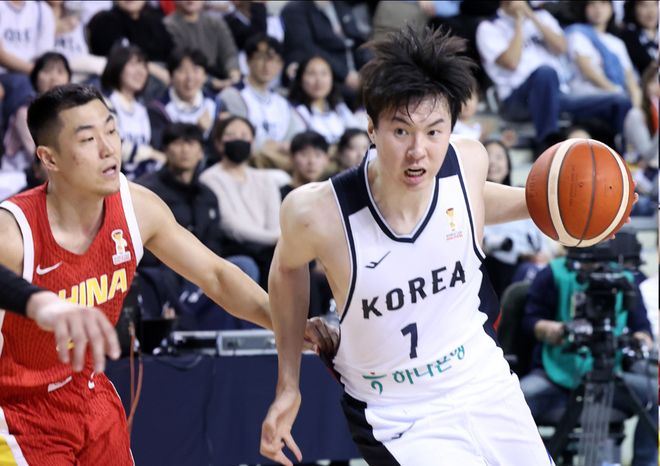 沒一個能組織的后衛,郭士強為什么不帶徐杰?付政浩道出原因