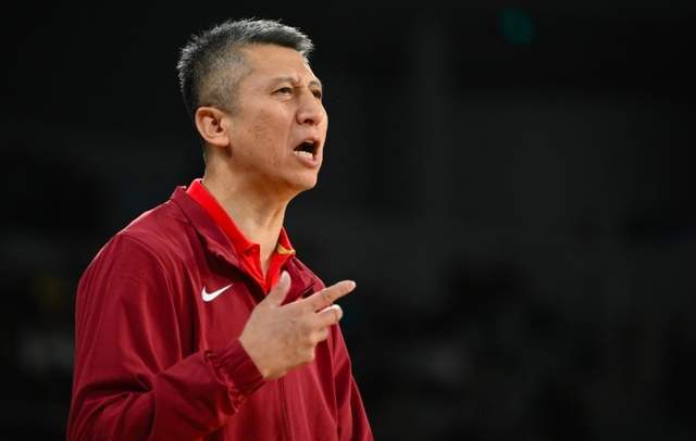 2连败后,男篮连开2小时会,积分榜+赛程出炉,郭士强已没有退路