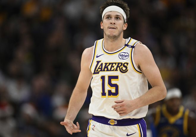 里夫斯：湖人第三节一直存在问题，这责任在我们球员身上