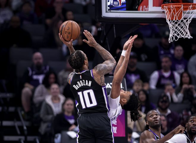 爆冷!爱德华兹43分,德罗赞爆发33分,威少7分7助,快船该出手了