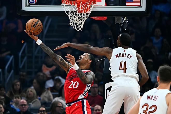 始终无法融入球队体系!快船是不是应该考虑及时止损将他送走?