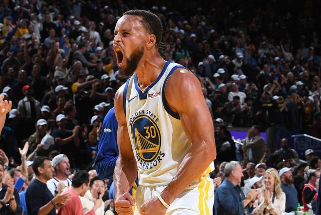 连斩湖人掘金！37岁库里轰42+6创神迹，勇士专治豪强再冲冠