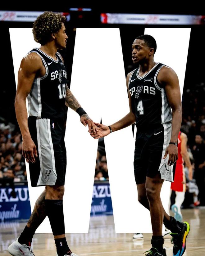 單節(jié)15分+殺死比賽！福克斯賽季首秀有多驚艷？...