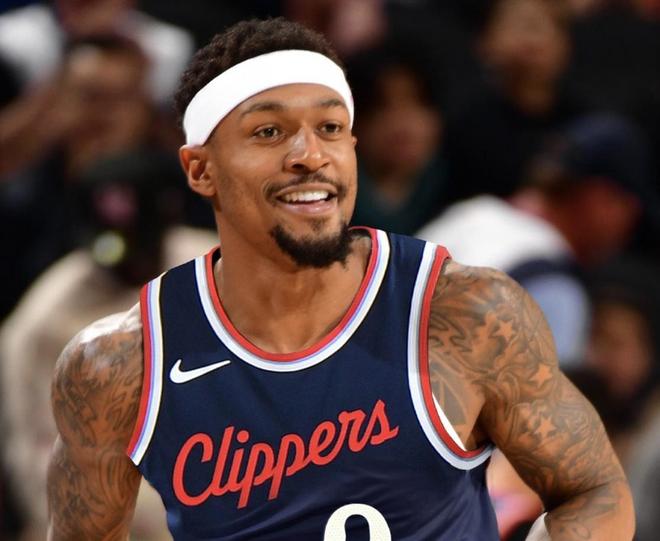 比尔:来到快船让我有家的感觉,很乐意为哈登和伦纳德提供支持