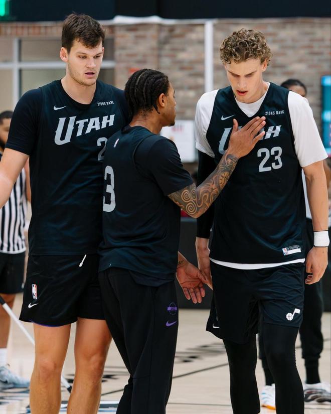 全新快船迎首秀！主力都可出战揭幕战，10人豪华轮转冲击开门红