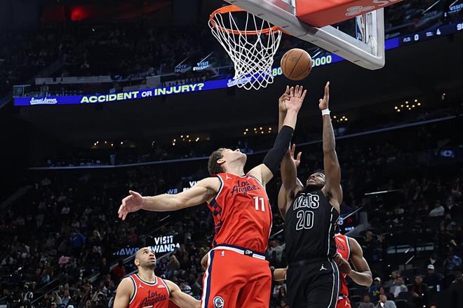 慘敗快船比賽中為數不多的亮點，內線新星在籃網真是被埋沒了？