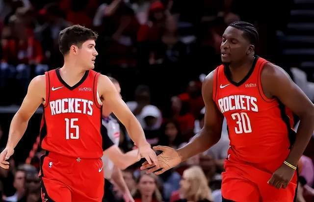 震惊预想!字母加盟绿军?三方交易曝光!东部混乱新格局!