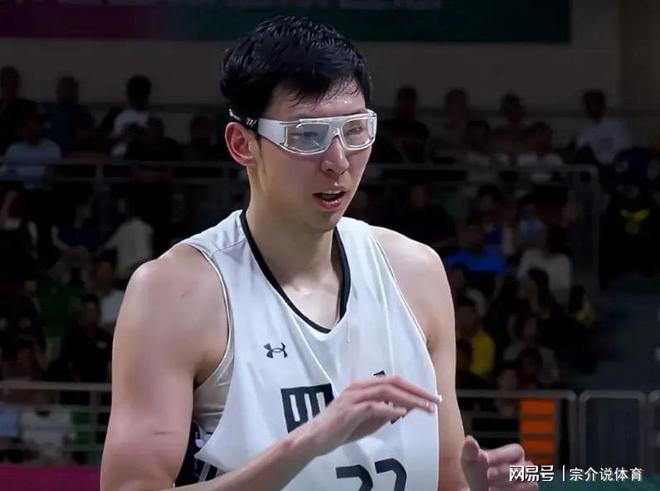 周琦为四川队拼了,疯狂暴扣盖帽,带队连胜太无敌,广东球迷破防