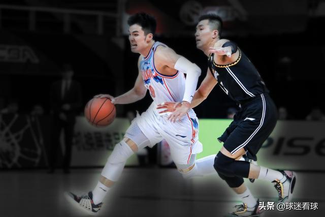 就针对你!郭艾伦大号两双3节打到于德豪6犯,我才是国家队首发