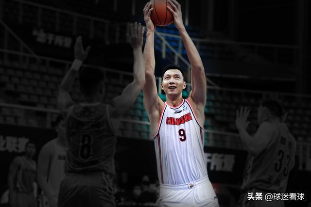 怒吼队友+死亡凝视!现在的阿联真的需要一个真正的帮手