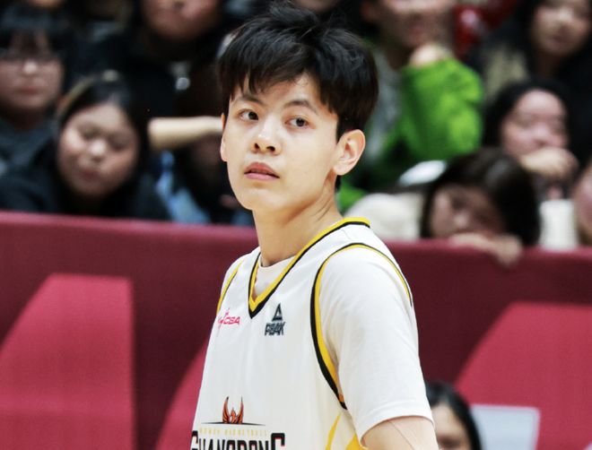 联赛第一!杨舒予20+4+5广东女篮力克山东 卫冕冠军4战全胜