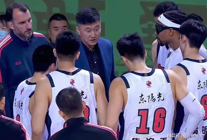 CBA排名大變，廣東隊(duì)?wèi)K敗收壞消息，遼籃重大喜訊趙繼偉復(fù)出