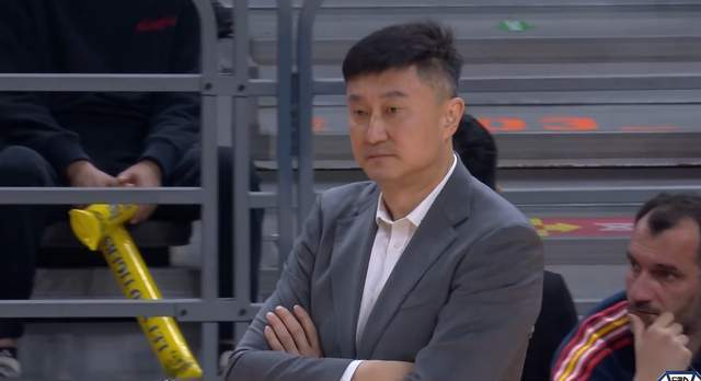 就這怎么沖冠？2場硬仗狂輸71分，廣東暴露短板，杜鋒需做4點調整