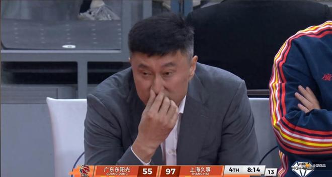 廣東狂輸40分揪出禍首！準備不足，信迷一人坑全隊，杜鋒難辭其咎