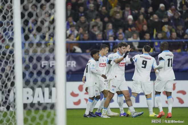 瘋狂的9-0！1人帽子戲法+造5球，歐冠球隊(duì)踢瘋了強(qiáng)勢(shì)晉級(jí)