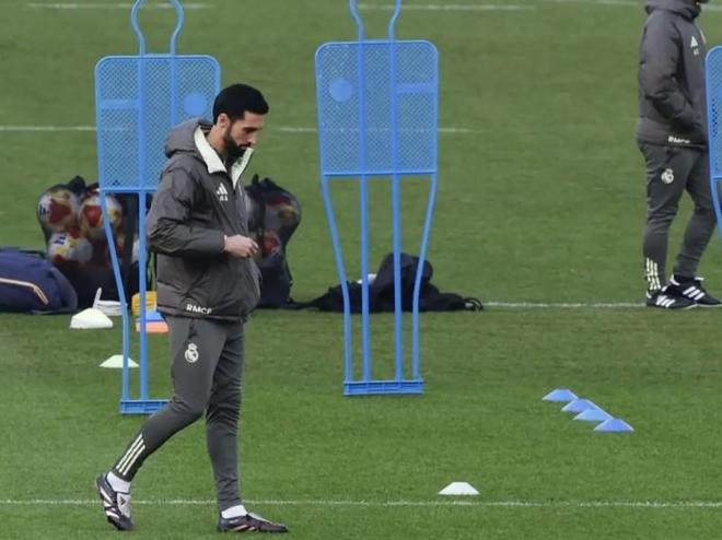 龍賽羅：皇馬高層管理混亂，球隊被運作得像一家業余俱樂部