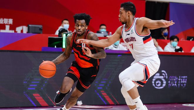 前CBA外援3年前對廣東涉嫌賭球 遼籃舊將三分10中8隊友不傳球給他