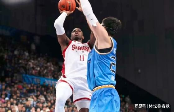 首鋼遭重創(chuàng)！周琦眼睛再受傷，球隊(duì)迎來傷病潮，新大外援即將到位