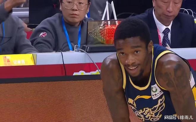 太適合廣東隊！NBA強力中鋒確認離隊，或被朱芳雨“重金”搶下？