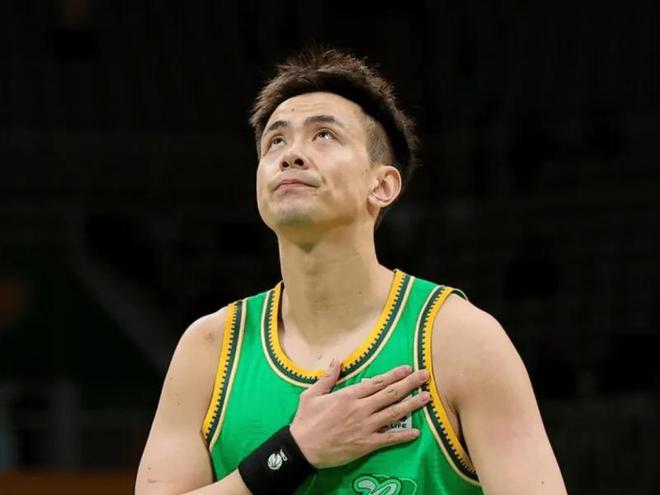 遼寧82-75新疆3喜1憂！繼偉立竿見影，李曉旭關鍵輸出，亨特水貨