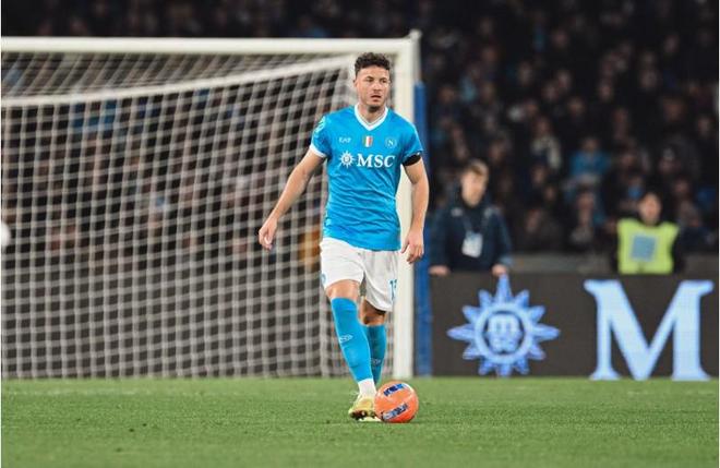 那不勒斯官方：波利塔諾右大腿半膜肌拉傷，拉赫馬尼臀部拉傷