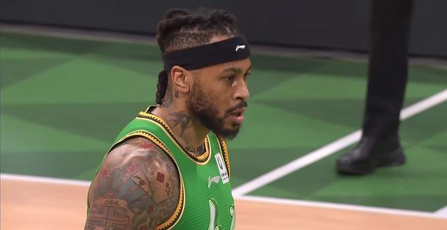 全場(chǎng)15次失誤，遼寧男籃4分惜敗 趙繼偉6+6手感不佳 沒實(shí)力打強(qiáng)隊(duì)