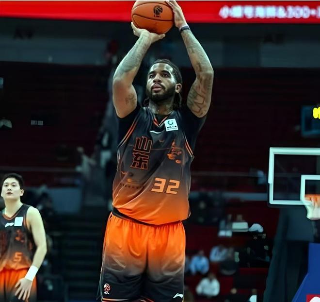 高速換外援謎團(tuán)：小外援就沒打算換，第四外援大三雙強(qiáng)人浮出水面