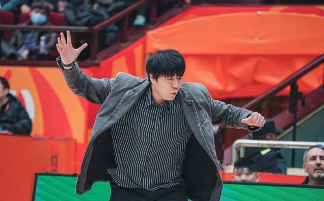 2米12、內線大閘！山東官宣第4外援：第1戰，有望大戰浙江廣廈！