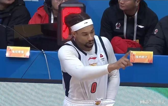 朱芳雨賭對了！廣東1米92新后衛打出身價，杜鋒為他放棄徐杰？