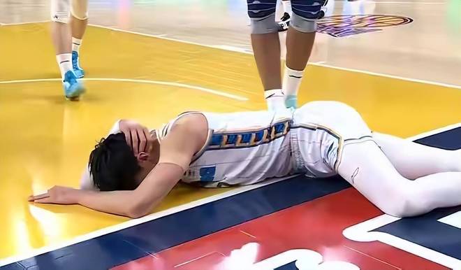 北京男籃迎來最強對手！CCTV5直播，曾凡博傷情公布，這下麻煩了