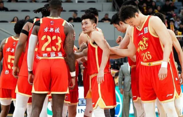 CBA最新排名！廣廈第1太穩，廣東超上海殺回第2，北控遭29分大敗