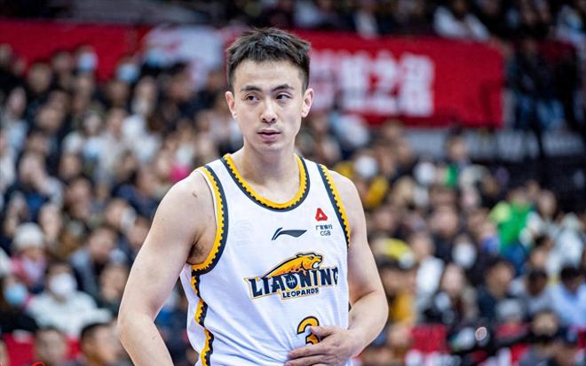 趙繼偉否認離開遼籃，兩年失去3隊友，僅1人堅守，張鎮麟送暖心話