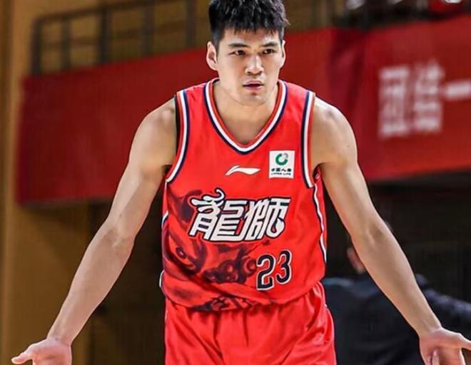 CBA球員回避條款，周琦不打新疆，陳國豪限制出場時間